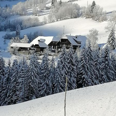 ホテル Surtmannhof Sirnitz エクステリア 写真