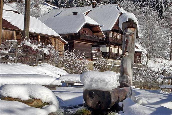 ホテル Surtmannhof Sirnitz エクステリア 写真
