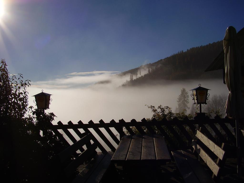 ホテル Surtmannhof Sirnitz エクステリア 写真